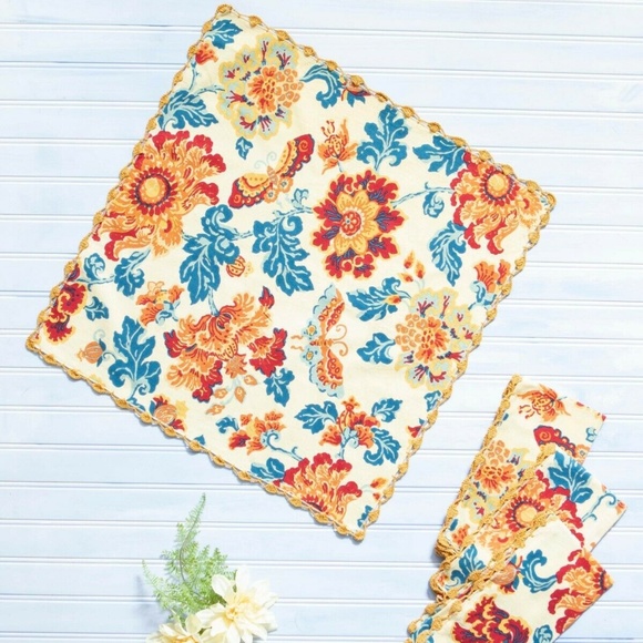 April Cornell Ming Crochet Kitchen Napkin 4 Pc NWT - Picture 2 of 2